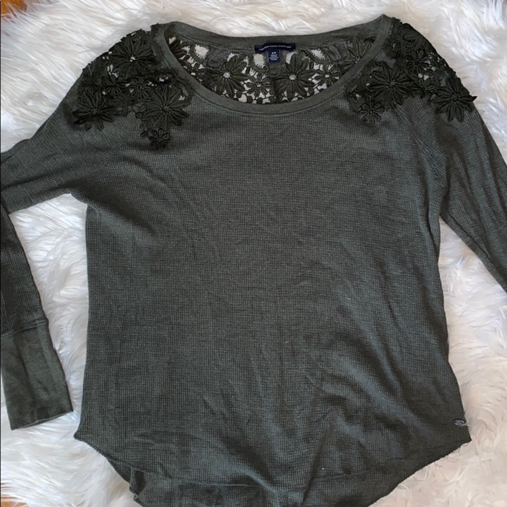 American eagle long sleeve